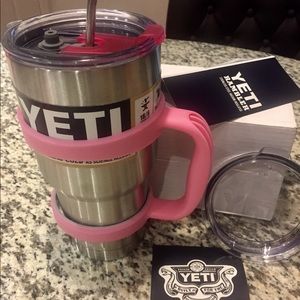 Yeti 30 oz Rambler+ 2 Lids+ 1 Handle+ Steel Straw